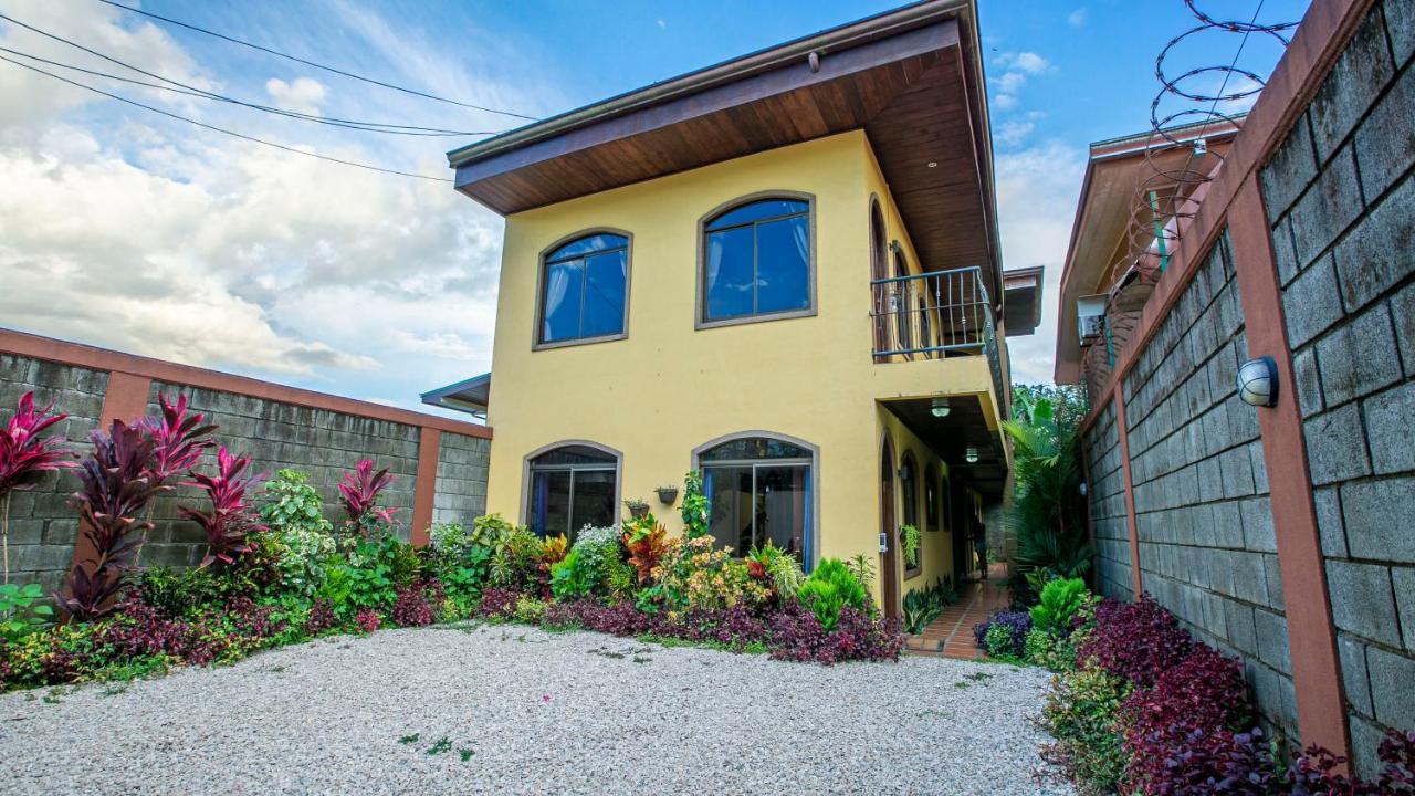 Sol Y Luna Apartments La Fortuna Bagian luar foto