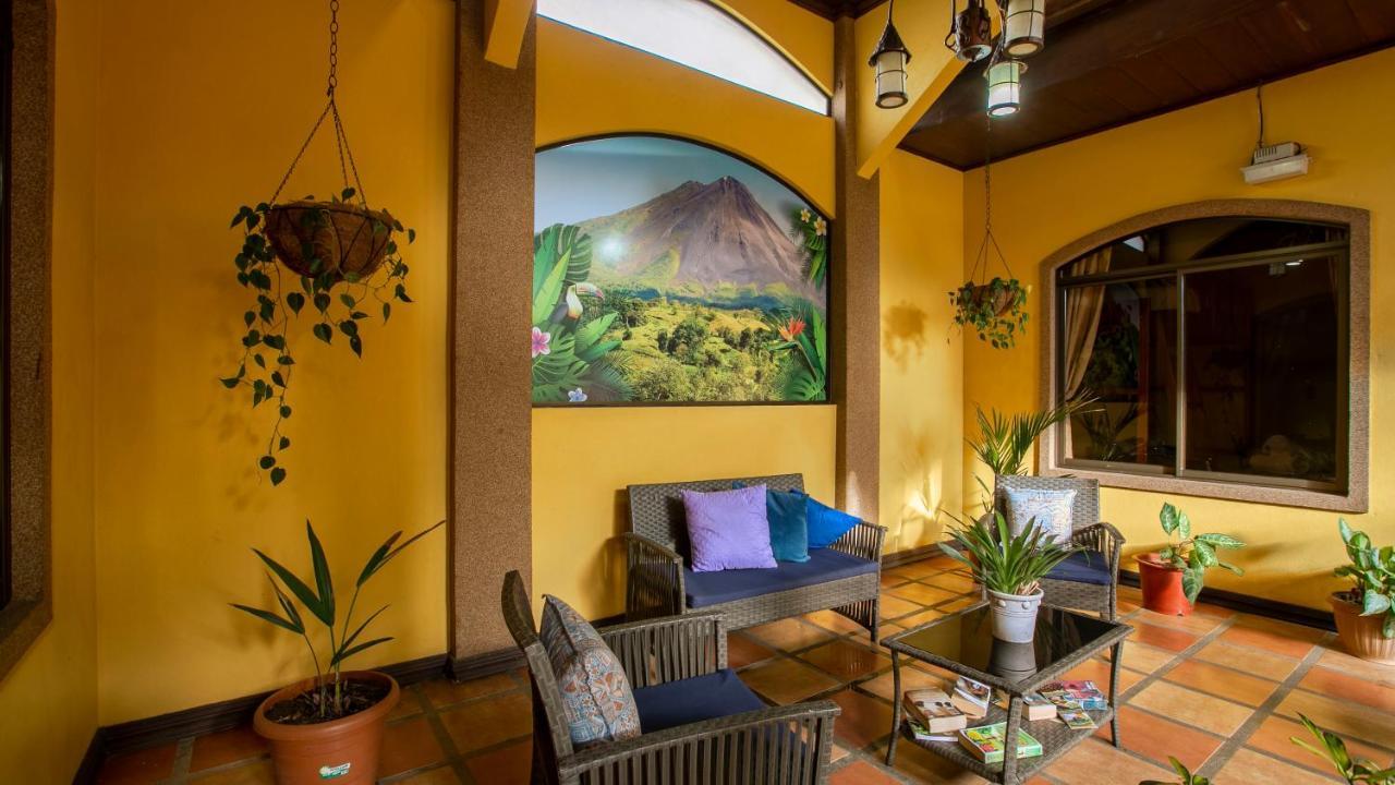 Sol Y Luna Apartments La Fortuna Bagian luar foto